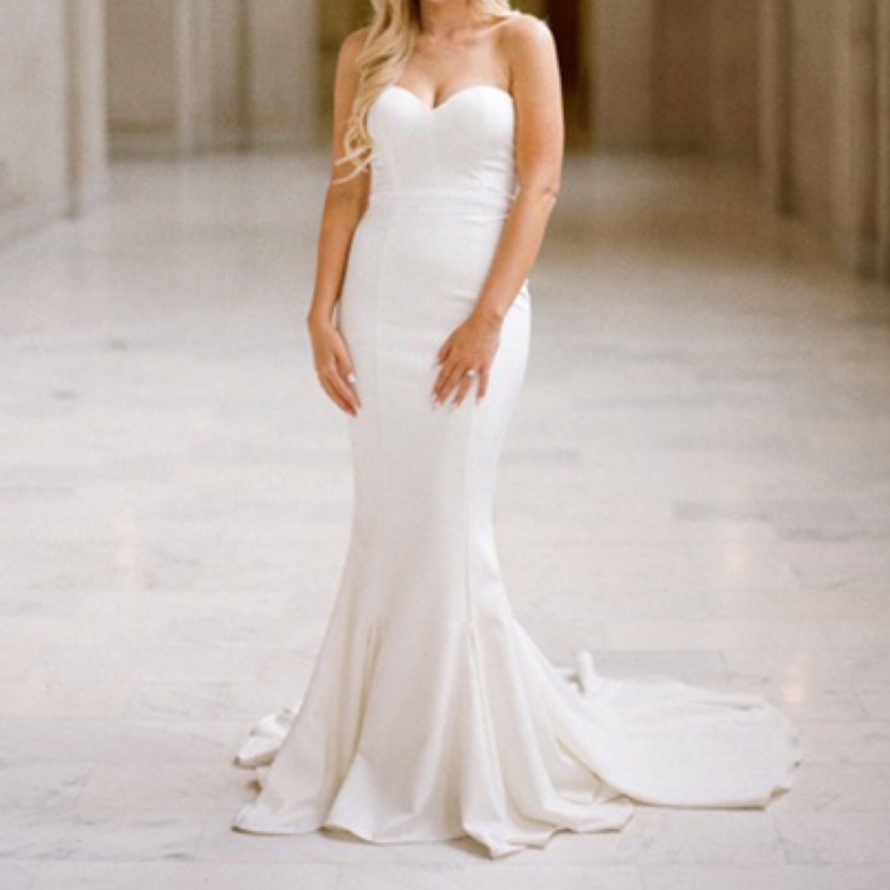 LUXE Elle Zeitoune Arianna Wedding Gown - White